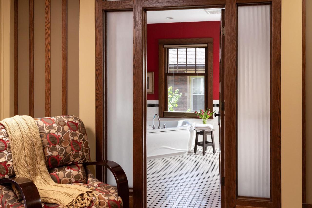 The Buckingham Inn 麦迪逊 外观 照片
